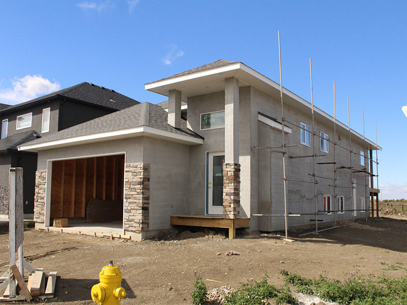 best sacratch coat construction company in saskatoon canada